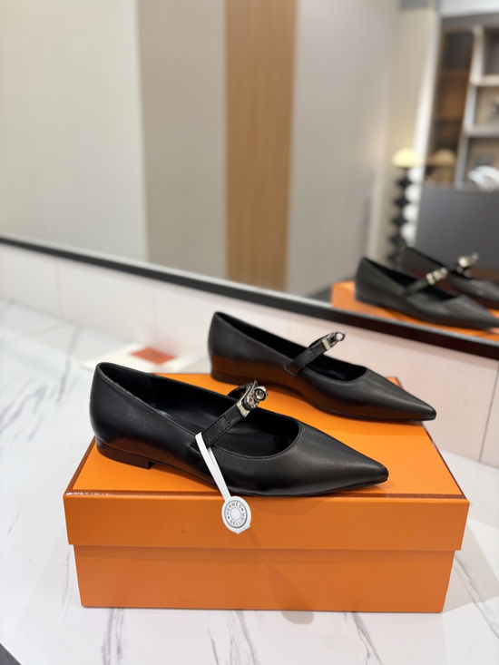 Hermes Soft Sheepskin Leather Sole Premium Casual Shoes