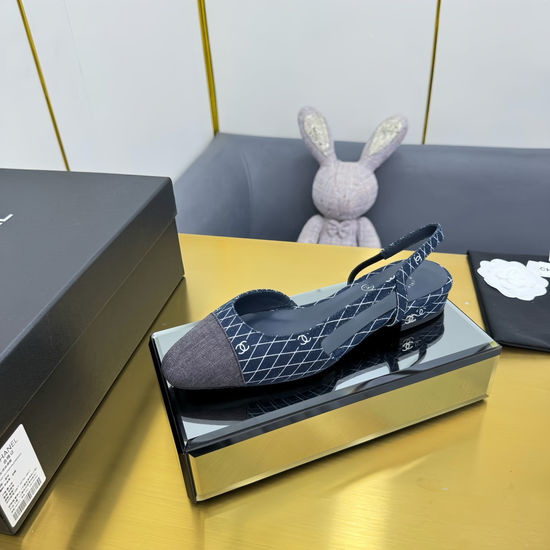 Chanel Classic Two Tone Slingback Flats Premium Sheepskin Lining