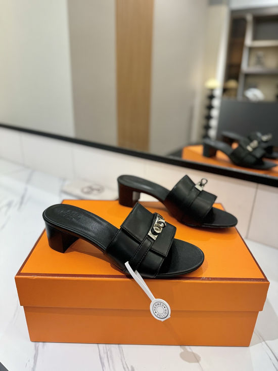 Hermes Smooth Cowhide 4.5cm Heel Leather Sole Shoes