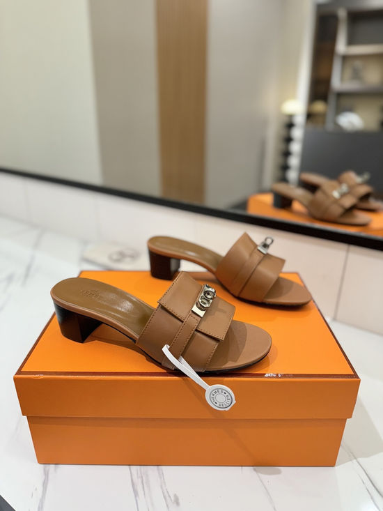 Hermes Smooth Cowhide 4.5cm Heel Leather Sole Shoes