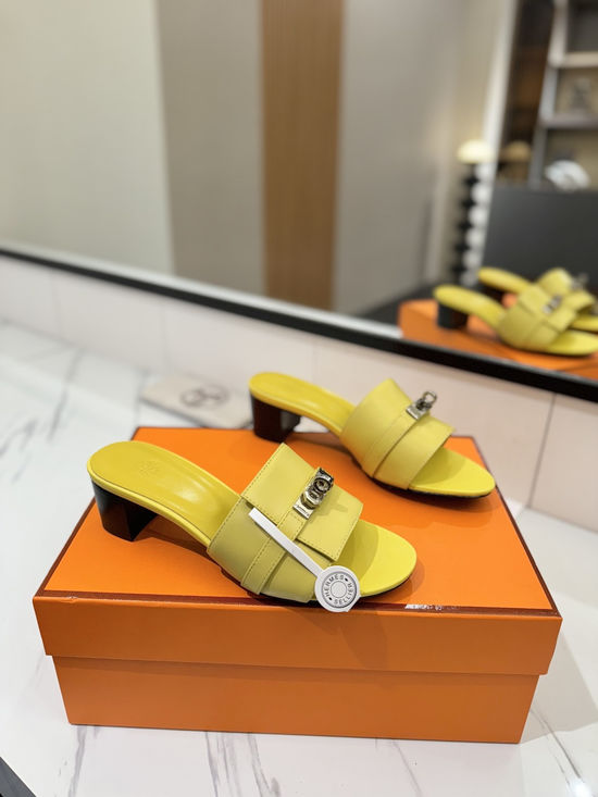 Hermes Smooth Cowhide 4.5cm Heel Leather Sole Shoes
