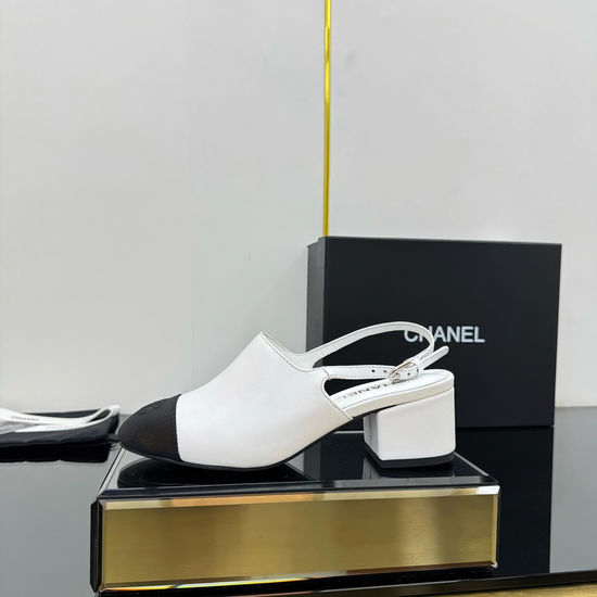 Chanel Embroidered Leather Sandals Genuine Leather Outsole 5cm Heel