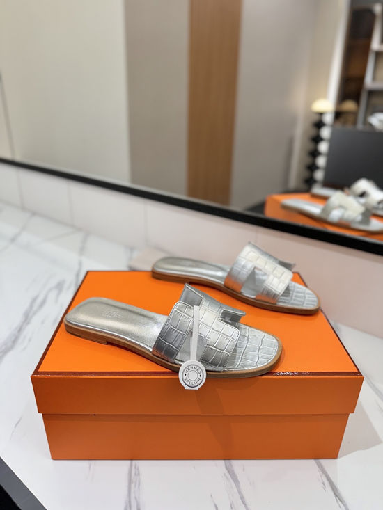 Hermes Pebbled Cowhide Leather Welted Sole Comfortable Classic Shoes