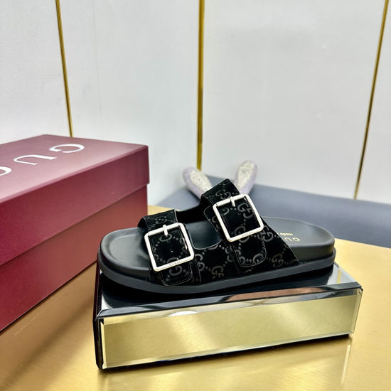 Gucci Double Belt Buckle Beach Sandals with Elegance