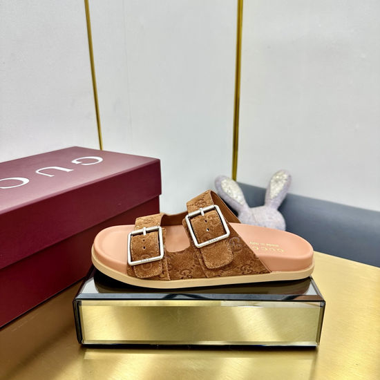 Gucci Double Belt Buckle Beach Sandals with Elegance