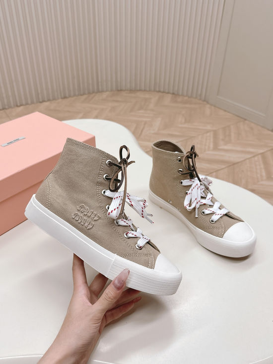 Miu Miu Casual Canvas Sneakers with Double Lace Design