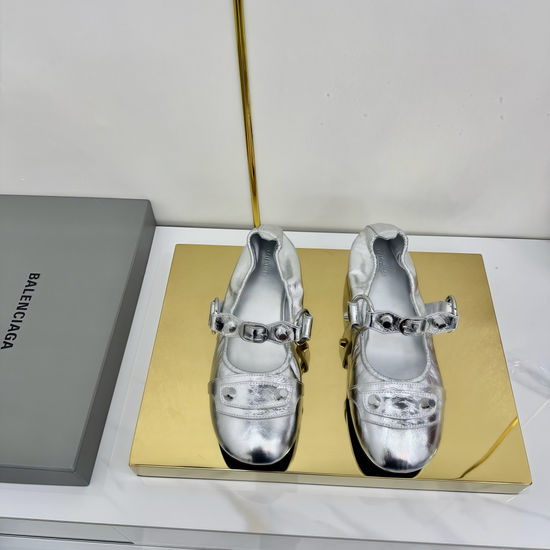 Balenciaga Distressed Retro Soft Leather Slip On Ballet Flats