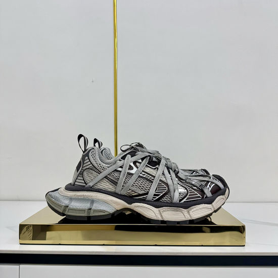 Balenciaga Breathable Mesh Upper Chunky Sneakers With Rubber Sole