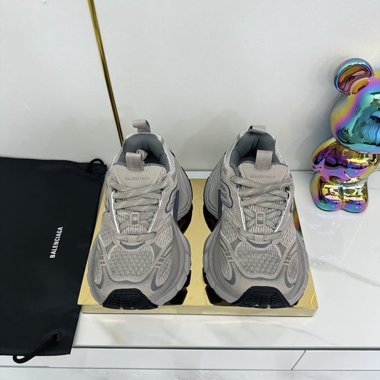 Balenciaga Vintage Low Top Mesh Sneakers With Reflective Details