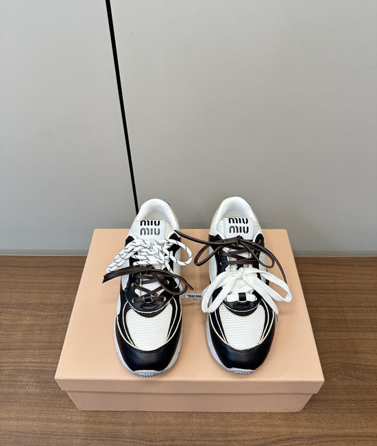 Miu Miu Vintage Distressed Leather Chunky Sneakers Soft Insole Non-slip Outsole