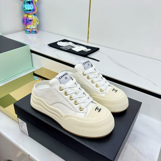 Chanel Two-tone Sheepskin Leather Casual Fashion Sneakers