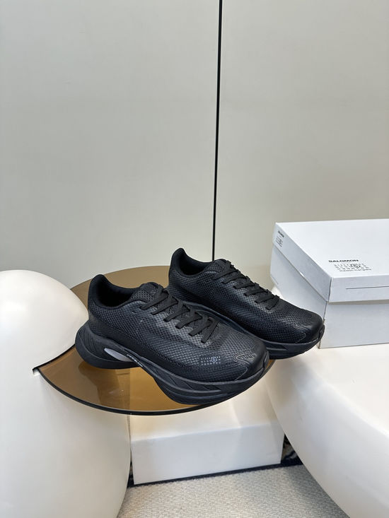 Maison Margiela Breathable Mesh Casual Sneakers with Non-slip Sole