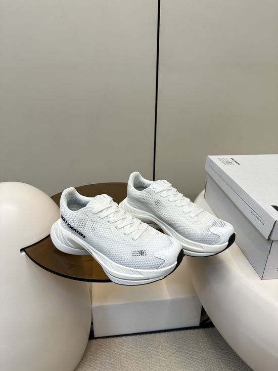 Maison Margiela Breathable Mesh Casual Sneakers with Non-slip Sole
