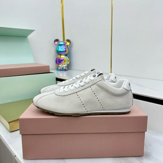 Miu Miu Vintage Casual Leather White Shoes Soft Comfort Sole
