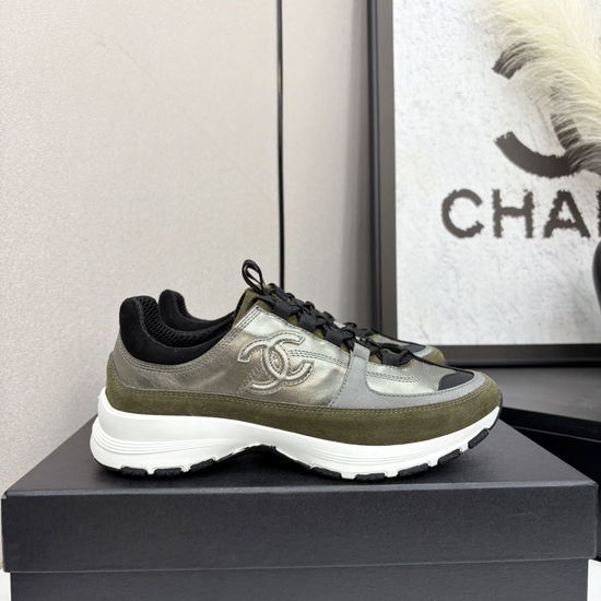 Chanel Two Tone Casual Sneakers Breathable Comfortable Versatile Sports Shoes