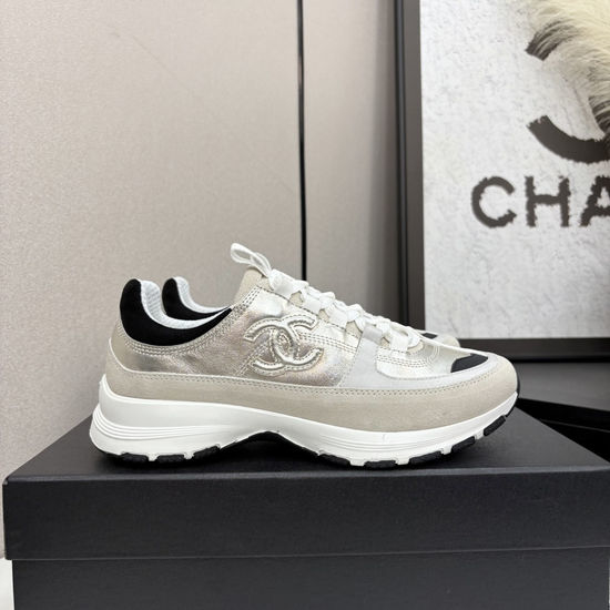 Chanel Two Tone Casual Sneakers Breathable Comfortable Versatile Sports Shoes