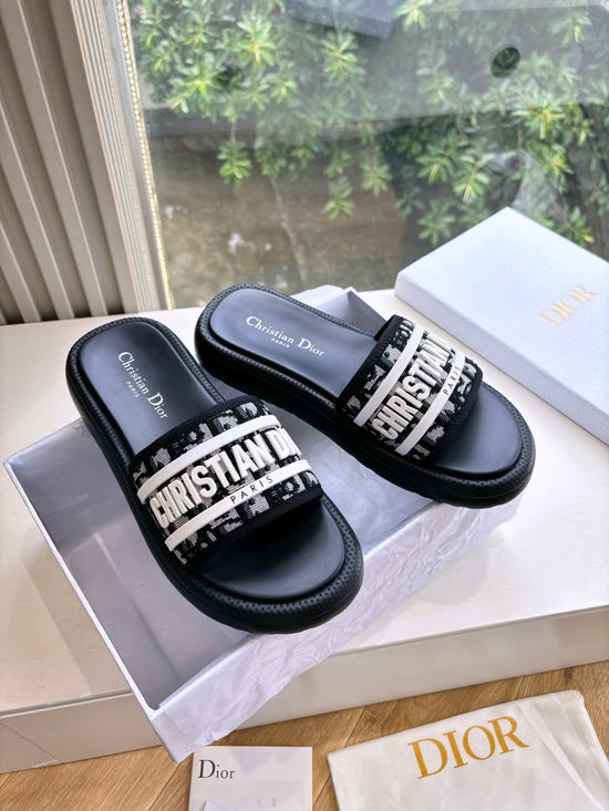 Christian Dior Elegant Loafers with Decorative Buckle All-match Casual Shoes