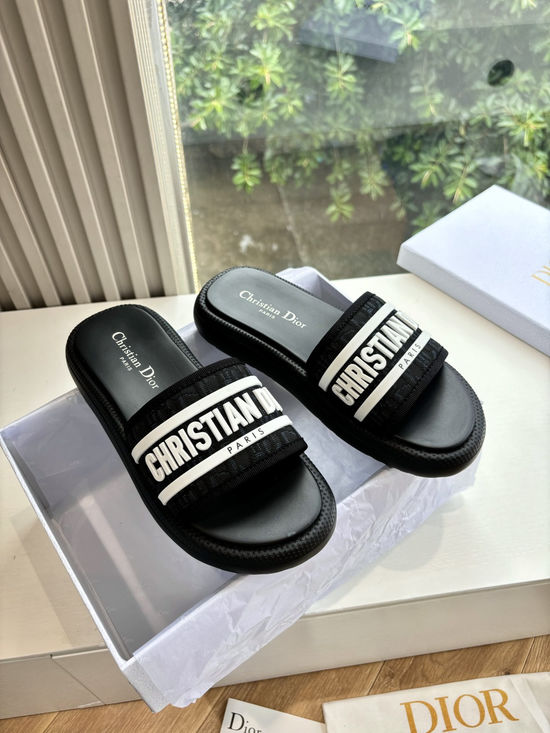 Christian Dior Elegant Loafers with Decorative Buckle All-match Casual Shoes
