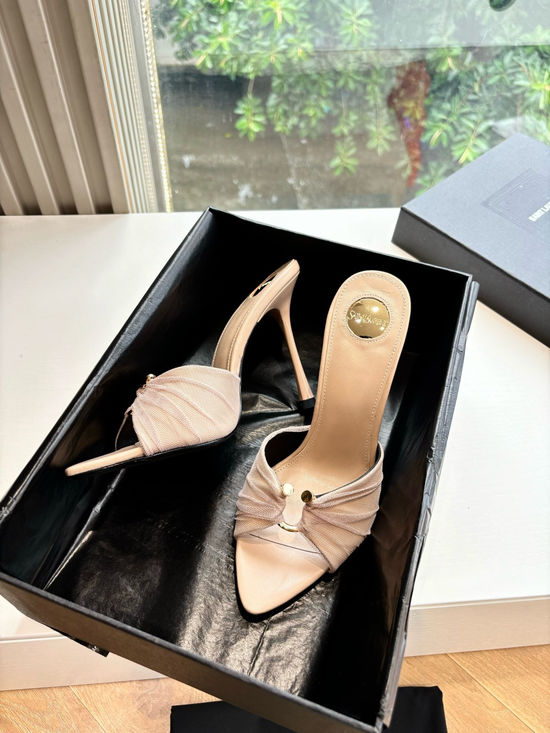 Yves Saint Laurent Logo Decorated Flat Sandals Premium Leather Sole Comfortable