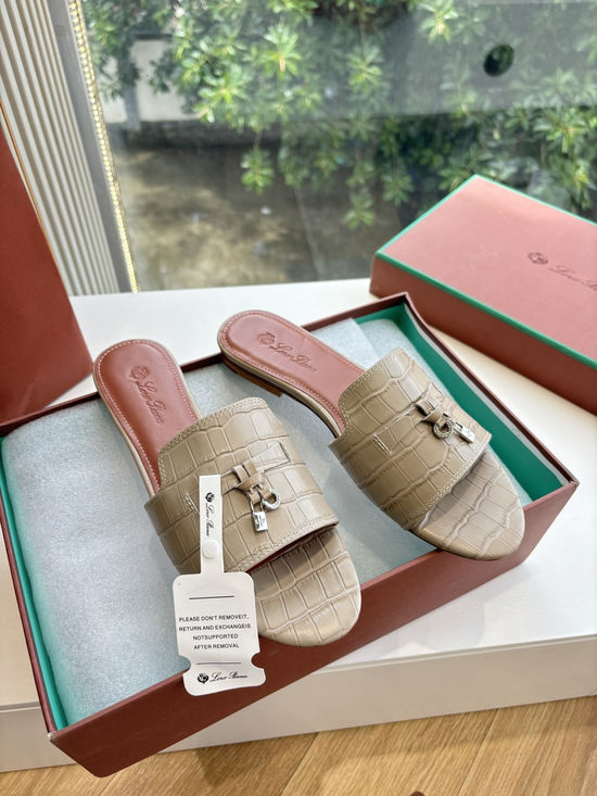Loro Piana Embossed Leather Low Heel Slides Premium Lined Footwear