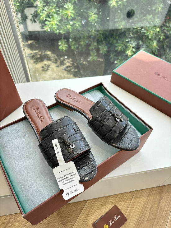 Loro Piana Embossed Leather Low Heel Slides Premium Lined Footwear