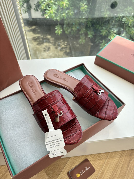 Loro Piana Embossed Leather Low Heel Slides Premium Lined Footwear
