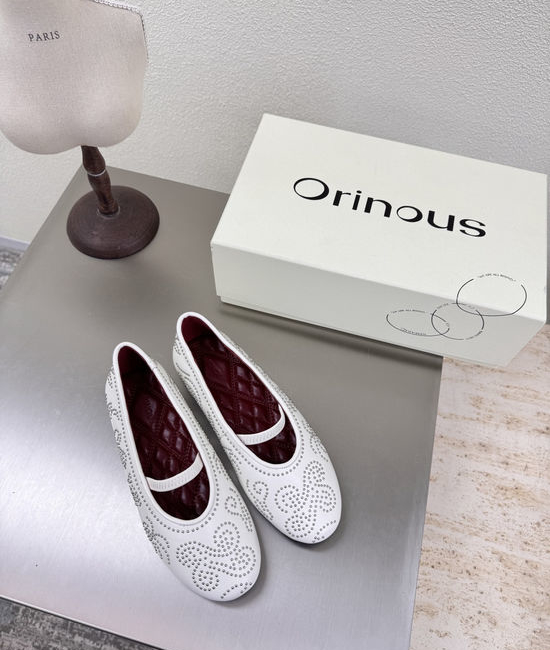 Orinous Elegant Rivet Lambskin Flat Mary Jane Shoes