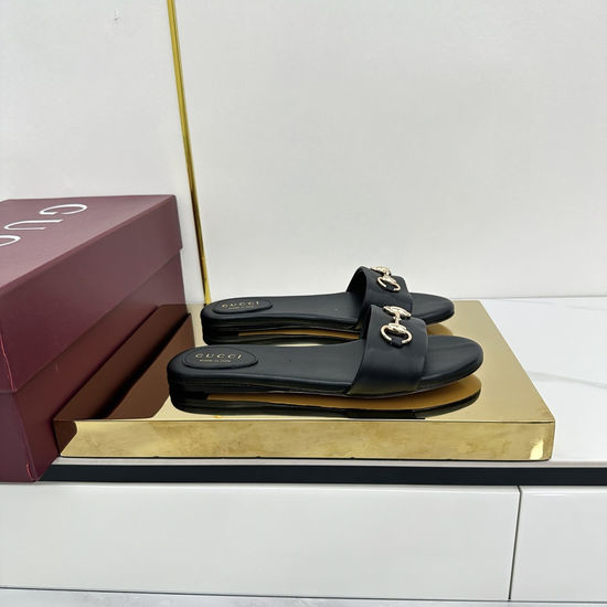 Gucci Classic Horsebit Accent Sandals with Premium Soft Lining