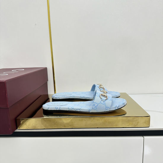 Gucci Classic Horsebit Accent Sandals with Premium Soft Lining