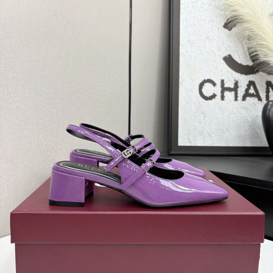 Gucci Elegant Chunky Heel Buckle Leather Sole Sandals