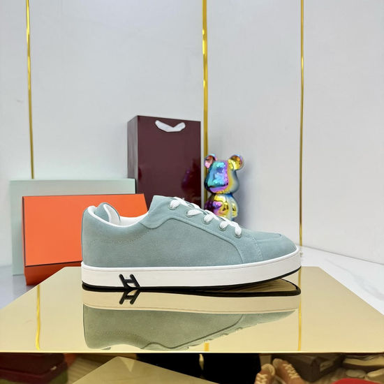 Hermes Classic Buckle Decor White Casual Skateboarding Shoes