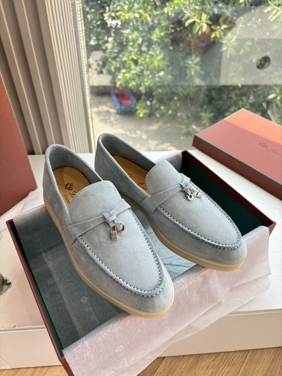 Loro Piana Smooth Leather Elegant Loafers Premium Handcrafted Durable Sole