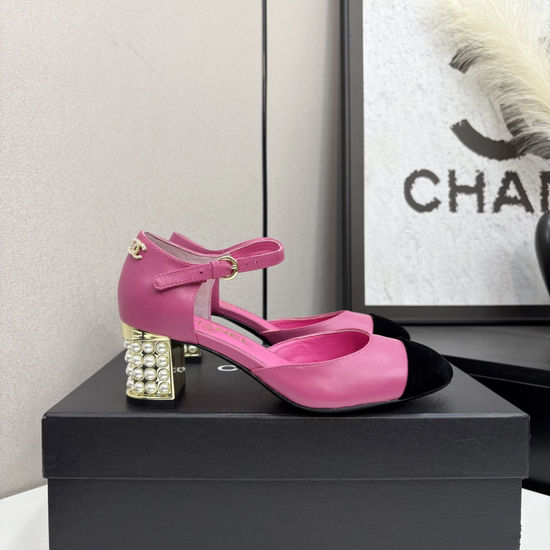 Roger Viver Diamond Buckle Sheepskin Leather Sole Sandals
