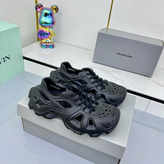 Balenciaga Comfortable Lightweight Casual Slip On Slides