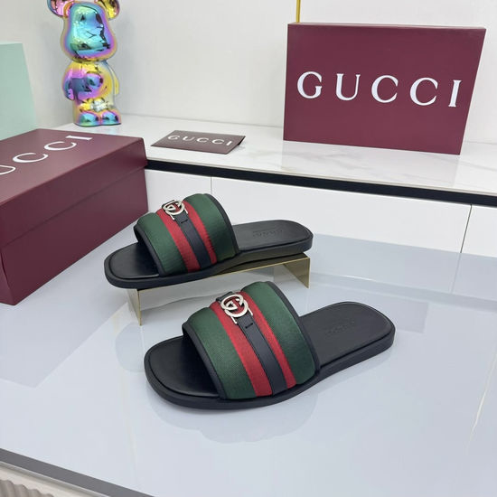 Gucci Interlocking G Accent Nylon Flip Flop Sandals