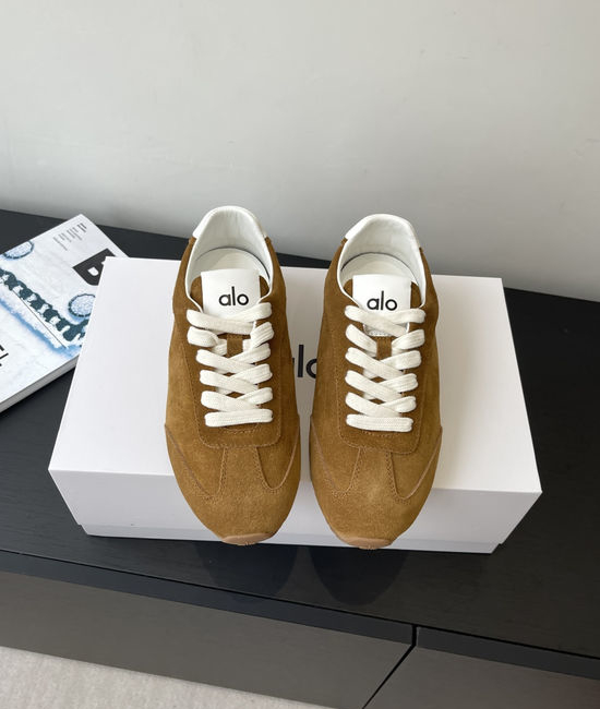 Adidas Classic Versatile Casual Sneakers Comfortable Non Slip Rubber Sole