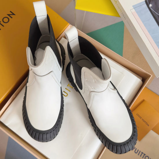Louis Vuitton Classic Pattern Ankle Chelsea Boots with Non-slip Sole