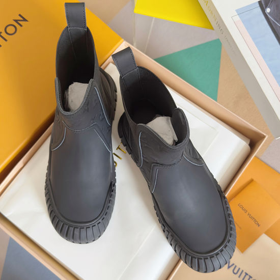 Louis Vuitton Classic Pattern Ankle Chelsea Boots with Non-slip Sole