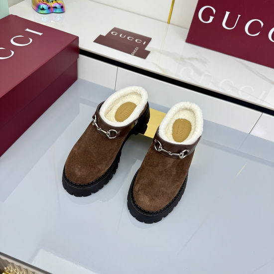 Gucci Crystal Embellished Patent Leather Loafers