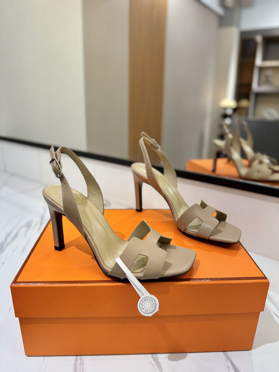 Hermes Classic Smooth Leather High Heel Daily Shoes