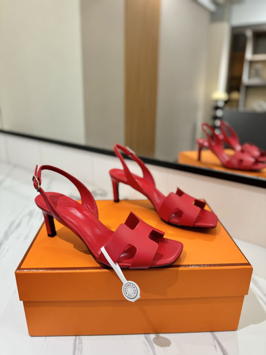 Hermes Classic Smooth Leather Mid Heel Daily Shoes