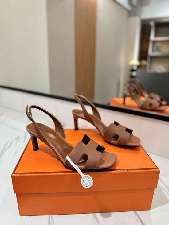Hermes Classic Smooth Leather Mid Heel Daily Shoes