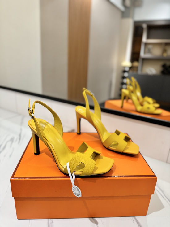 Hermes Classic 9cm Epsom Leather Comfortable Pumps