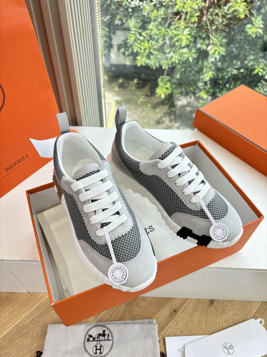 Hermes Breathable Leather Mesh Upper Comfortable Casual Sneakers Durable