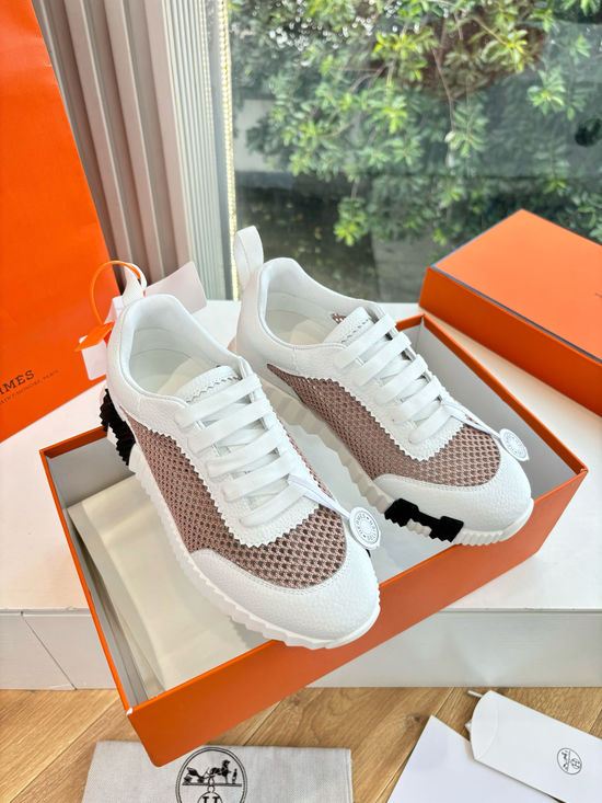 Hermes Breathable Leather Mesh Upper Comfortable Casual Sneakers Durable