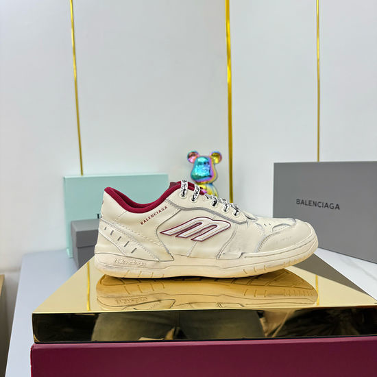 Balenciaga Distressed Casual Sneakers Breathable Upper Material