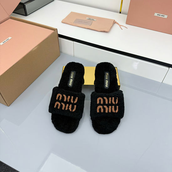 Miu Miu Soft Fuzzy Flat Slippers Warm Cozy for Home and Outdoor