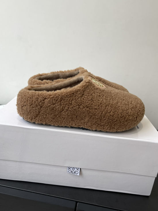 Loewe Curly Fur Slip-on Slides Comfortable Soft Sole