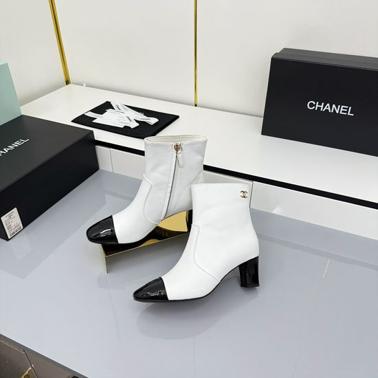 Chanel Classic Chunky Heel Ankle Boots With Back Zipper Elegant Style