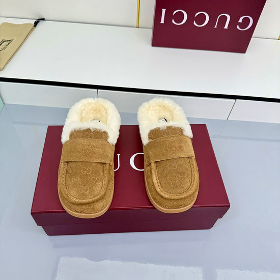 Gucci Embossed Pattern Wool Lined Slippers Comfortable Soft Anti-slip Sole